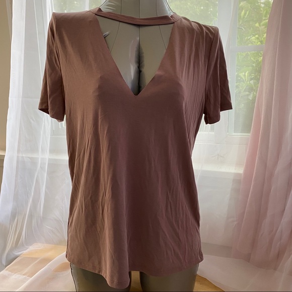 Forever 21 Tops - Forever 21 Cut Out Rust Tee 257